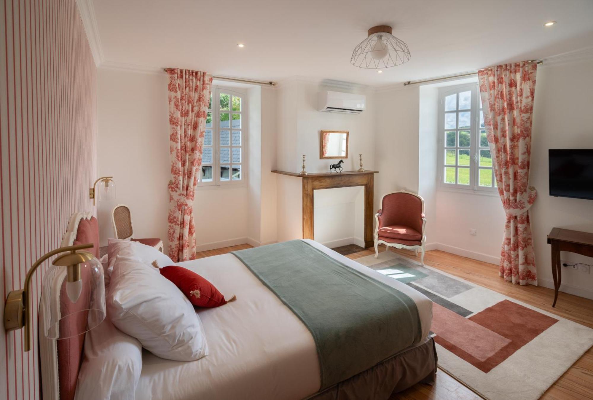Hotel Le Relais Du Faget à Oloron-Sainte-Marie Extérieur photo