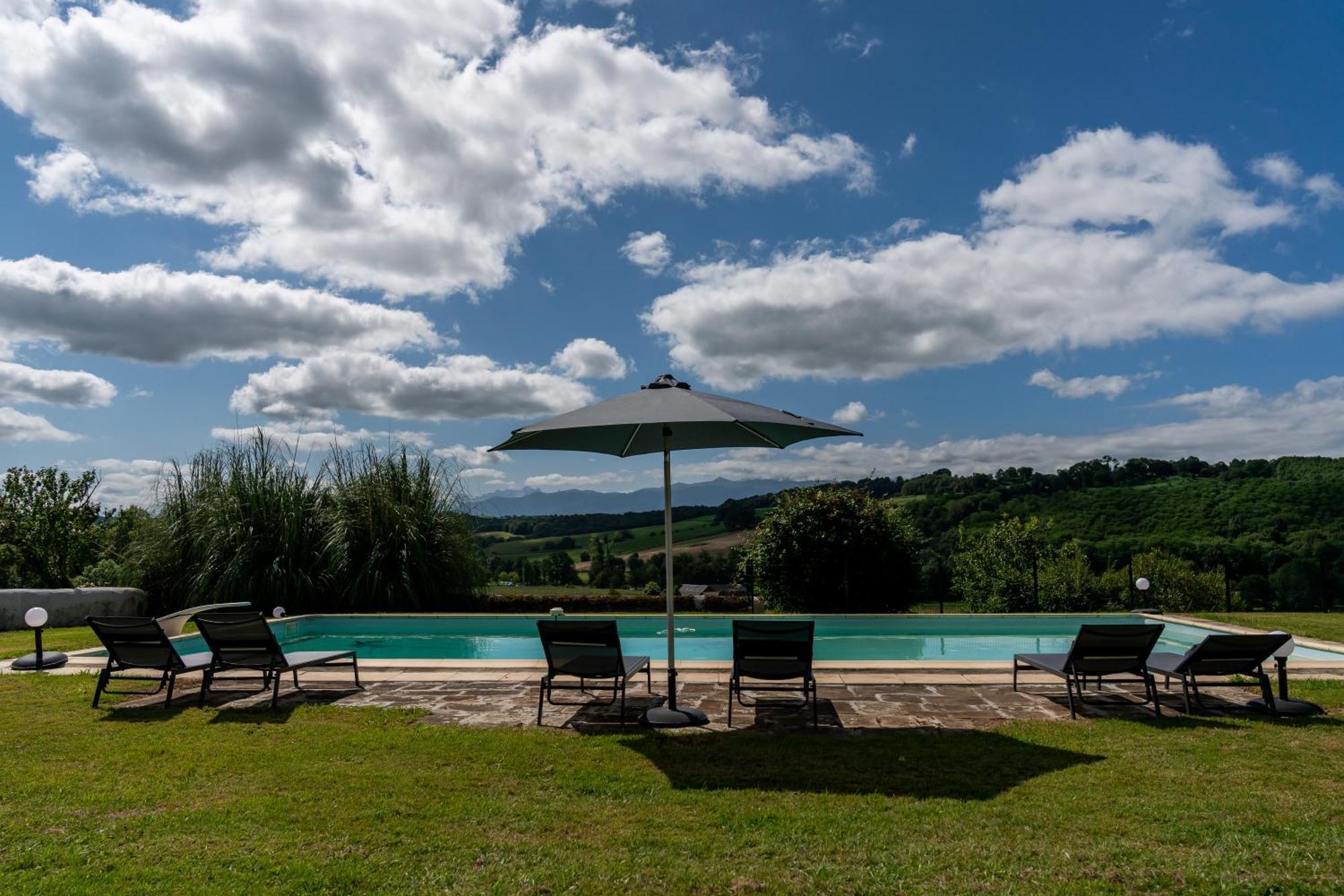 Hotel Le Relais Du Faget à Oloron-Sainte-Marie Extérieur photo